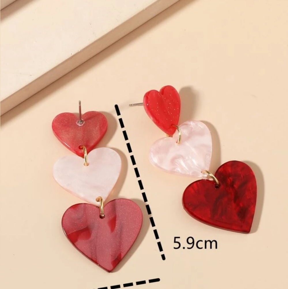 WHITE RED HEART DANGLE PEARLIZED EARINGS PEARLIZED HEART GLITTER EARRING SPARKLE - Picture 3 of 4